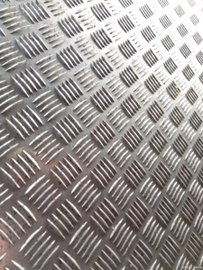 Plaque en acier à grille <span class=keywords><strong>diamant</strong></span>ée antidérapante de 2 à 10 mm pour marches d'escalier, matériau de construction - Product Image 4