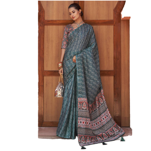 Charmant saree en crêpe imprimé numérique bleu sarcelle avec chemisier pour la mode indienne et pakistanaise - Product Image 1