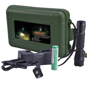 <span class=keywords><strong>Manta</strong></span> Ray C8 Mini lampe de poche LED haute puissance XP-L HI V3 8*7135 pilotes corps en alliage d'aluminium 1000 Lumens Rechargeable 3.7V Lithium - Product Image 3