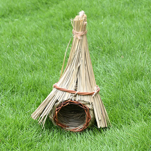 Nid d'oiseau tissé en paille 30x10cm, décoration suspendue pour jardin extérieur, fait à la main pour les oiseaux - Product Image 2