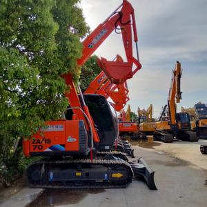 Mini-excavatrice sur chenilles d'occasion Hitachi ZX70 authentique de 7 tonnes pour travaux municipaux - Product Image 6