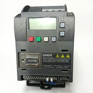 Variateur de fréquence triphasé 6SL3210-5BE21-1CV0 1,1 kW 380-480 V pour compresseur, contrôle vectoriel sans capteur, filtre EMC intégré, USS Modbus RTU - Product Image 1
