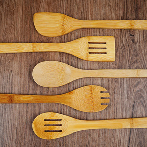 Bamboe keukengereiset met antiaanbakpan, lange steel spatel, soeplepel, pannenkoekenwender - 8-delige kookset - Product Image 6