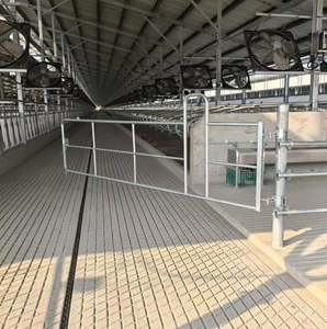 Barreras de Puerta Galvanizadas por Inmersión en Caliente Personalizadas con Tamaño Flexible, Puerta de Barrera para Soluciones a Medida en Granjas Ganaderas - Product Image 2