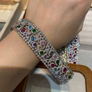 XILIANGFEIZI เครื่องประดับสไตล์ใหม่ หรูหรา แฟชั่น คุณภาพสูง กำไลข้อมือกว้าง วินเทจ ประดับพลอยหลากสี - Product Image 5
