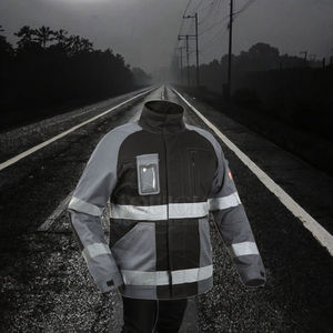 ชุดทำงานแบบกำหนดเองพร้อมโลโก้ เสื้อแจ็คเก็ตนิรภัยสะท้อนแสงสูง ผลิตจากไนลอน กันน้ำ ไฟ LED กระพริบ ได้มาตรฐาน Class 1 ไซส์ XXL ผลิตในปากีสถาน - Product Image 3