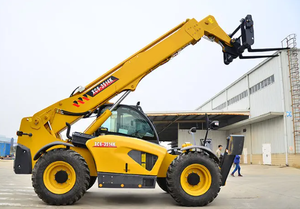 Manipulador Telescópico XC6-3514K de 13.7M y 3.5 Toneladas con Cargador Frontal, 1 Año de Garantía en Motor, PLC y Caja de Cambios - Product Image 6