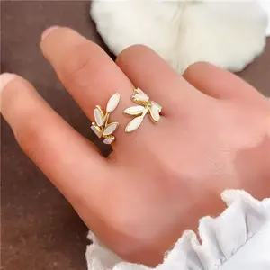 Fashionable Wrapped Leaf Ring Personalized Super Immortal Port Style Index Finger Rings Women