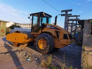 Rouleau compresseur CAT CS-683E d'occasion haute performance, 98% neuf, puissant, en excellent état, pour la construction - Product Image 4