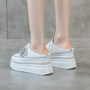 Zapatillas de lona vulcanizadas transpirables de suela gruesa para mujer, estilo casual, a la moda 2026, que combinan con todo, para aumentar la altura. - Product Image 3