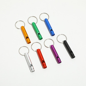 All'ingrosso fischietto personalizzato in lega di alluminio Mini piccolo fischietto multicolore allarme autodifesa fischietto portachiavi in metallo - Product Image 2