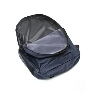Mochila negra pequeña de viaje de ocio ligera personalizada para hombres y mujeres mochila duradera clásica ligera - Product Image 2