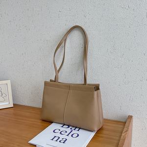 Nuevo bolso de hombro de cuero PU de gran capacidad, bolso de mano femenino de cuello blanco simple, bolso de moda - Product Image 2
