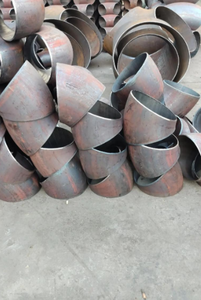 Codo Sin Costura de Acero al Carbono de 90 Grados, Conector de Tubería con Brida de Alta Presión, Resistente a la Corrosión para la Industria Minera - Product Image 4