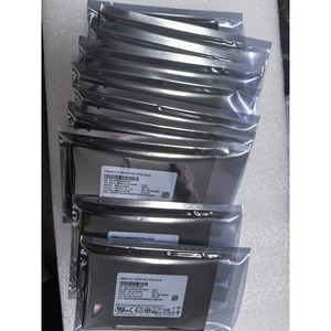 Samsung PM9A3 960G U2 NVMe SSD MZQL2960HCJR-00A07 รุ่นใหม่ ประสิทธิภาพสูง ความจุ 960GB NVMe SSD สำหรับการถ่ายโอนข้อมูลที่รวดเร็วเป็นพิเศษ - Product Image 4