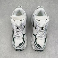 Nouvelles Chaussures de Course Luxe Tendance 2026 Respirantes à Lacets Semelle Souple Amortie en Tissu Mesh Légères et Exquises
