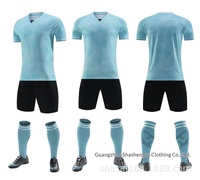 Neues Herren Atmungsaktives Mesh-Fußballtrikot-Set Gestreiftes Einfarbiges Muster Outdoor-Trainingsjacke Anpassbar für Firmenaufträge