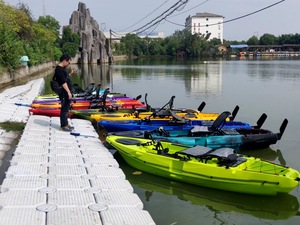Kayak de pêche professionnel à moteur pour la mer avec gouvernail - Product Image 4