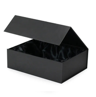 Emballage de luxe personnalisé, boîte-cadeau magnétique noire avec insert en satin, doublure en satin à l'intérieur