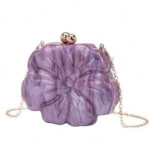 Sac de soirée avec cristaux et strass pour femme avec bandoulière en forme de crâne pour fête en forme de gâteau - Product Image 4