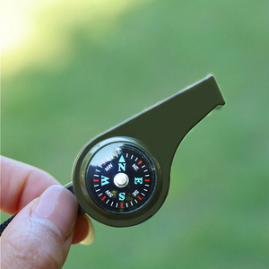 Silbato Multifuncional para Exteriores de 60 mm, Verde Militar, con Brújula y Termómetro de Metal, Equipo Compacto de Seguridad y Supervivencia - Product Image 1
