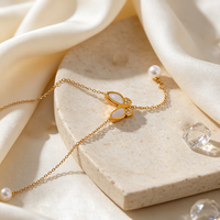 Collier Papillon Exquis en Coquillage Naturel et Zircon avec Perles d'Imitation, Pendentif Tendance en Acier Inoxydable, Bijou 2026
