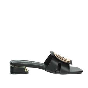 Sandales à talons Laura Biagiotti pour femme, en cuir noir, bout carré, talon bas, style à enfiler - Product Image 4