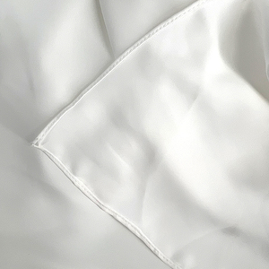 Hijab de seda <span class=keywords><strong>Medina</strong></span> para mujeres musulmanas tela de gasa Color sólido de alta calidad Hijab de seda <span class=keywords><strong>Medina</strong></span> Premium para mujeres musulmanas - Product Image 4