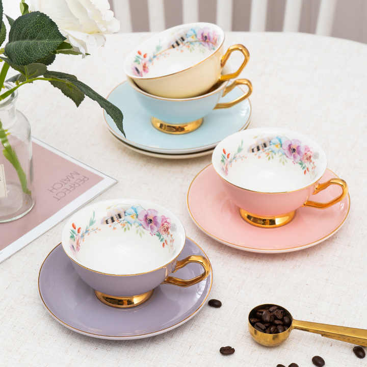 Wholesale Royal Classic Porcelain Coffee Cups Ceramic Teacup and Saucer Set 7.5 Oz 200ml Wedding Gifts Ceramic Flower Cups