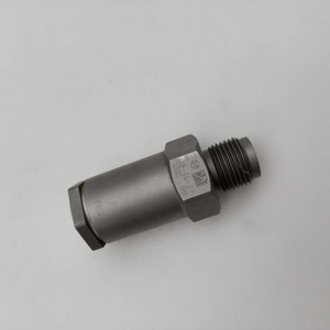 Limiteur de pompe à injection diesel PC300-8 PC350-8 1 110 010 020 1110010020 - Product Image 1