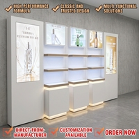 Vitrine d'îlot pour magasin de détail, finition laquée effet bois, écologique, hauteur réglable, design moderne pour