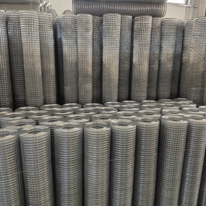 कम कीमत वाले पक्षी पिंजरे जाली कपड़े जस्ती लोहे के तार जाल जाली रोल वेल्डेड तार जाल बाड़ पोल्ट्री वायर नेट आपूर्तिकर्ता - Product Image 3