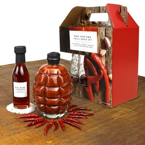 Crea il Tuo Set Regalo di Salsa Piccante, Regalo Originale per Uomini, Design a Forma di Granata, Regalo Perfetto per la Festa del Papà - Product Image 5