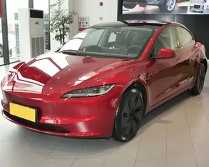 Luxus-Ev-Auto Modedesign Tesla Model 3 Elektroauto 200km/Std. 1760KG 4-Türen 5-Sitzer Neues Energiefahrzeug