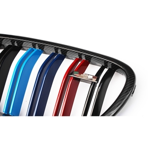 カーボンファイバー<span class=keywords><strong>M</strong></span>カラーダブルスラット腎臓グリルフロントバンパー光沢度の高いUV保護5シリーズF10 F11 F18 M5用軽量 - Product Image 2