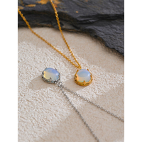 JINYOU 4834 Nouveauté Collier pendentif imitation opale, collier pendentif en acier inoxydable imperméable pour femmes, cadeau de bijoux