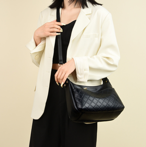 Sac à bandoulière en cuir PU noir matelassé, sac hobo avec fermeture éclair, sangle unique pour les voyages quotidiens - Product Image 6