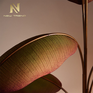 Lampadario Moderno per Interni con Foglie di Banana, Personalizzabile per Sala da Pranzo, Soggiorno e Camera da Letto - Product Image 5