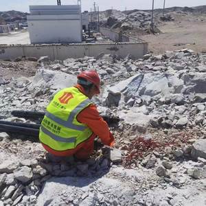 DINGLI Nouvel équipement minier de fracturation de roche par gazéification physique remplace la dynamite chimique - Product Image 3