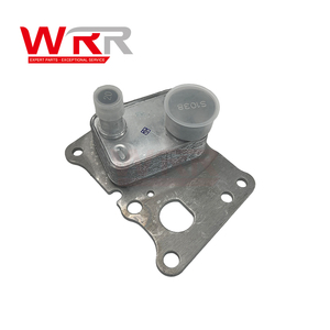 2711880301 2711880201 ออยล์คูลเลอร์สำหรับเบนซ์ W204 W212 C200 E250 ที่เชื่อถือได้การหล่อลื่นเครื่องยนต์หม้อน้ำระบายความร้อนอะไหล่แลกเปลี่ยนความร้อน - Product Image 2