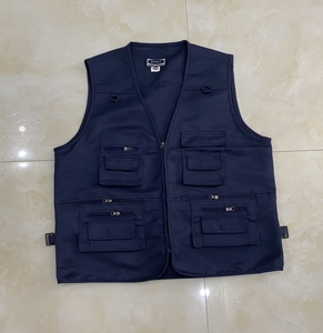 <span class=keywords><strong>Gilet</strong></span> d'automne à <span class=keywords><strong>capuche</strong></span> <span class=keywords><strong>noir</strong></span> personnalisé avec logo pour <span class=keywords><strong>homme</strong></span>, fermeture éclair, 100 % polyester, motif uni, poches, traitement anti-plis - Product Image 3
