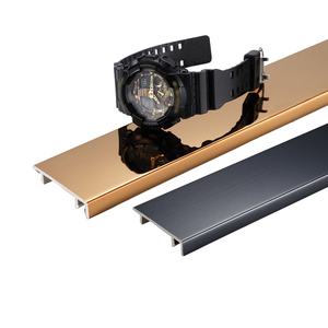 Fourniture directe <span class=keywords><strong>Plinthe</strong></span> en acier inoxydable 304 brossé or rose avec <span class=keywords><strong>plinthe</strong></span> de couche de base avec service de coupe - Product Image 1