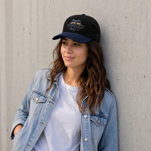 Casquette de baseball unisexe en daim brossé, <span class=keywords><strong>snapback</strong></span>, bicolore noir et marine, visière contrastante, six panneaux, réglable, logo personnalisé, vente en gros - Product Image 6