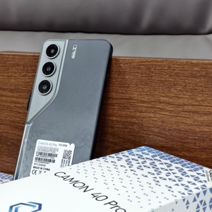 Camon 40 Pro ขายดี 16GB +1TB หน้าจอใหญ่ 7.3 นิ้ว, 10 คอร์, แบตเตอรี่ขนาดใหญ่ 8000mAh, 5G Android, ความบันเทิง, เล่นเกม - Product Image 5