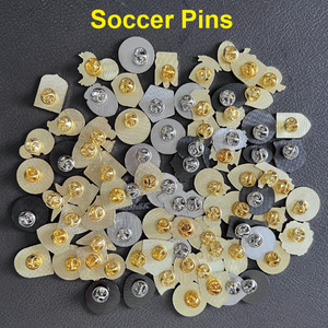 Badges sportifs en métal émaillé personnalisés en bronze et en fer pour équipes de football et clubs de football européens – Vente en gros - Product Image 6
