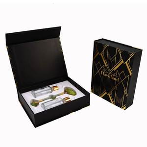 Caja Rígida Magnética de Papel con Logotipo Personalizado, Caja para Herramientas de Gua Sha con Rodillo de Jade - Product Image 3