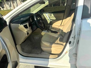 Toyota Corolla 1.6L GL CVT, Auto Usado Confiable, 2017, Gasolina, Sedán, Volante a la Izquierda, Listo para Enviar FOB - Product Image 4