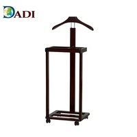 Cintres de sol verticaux en bois dur Cintres pour vêtements de direction Valet Rack Bar à pantalons Barre de traction et porte-chaussures Porte-manteau en acajou pour hôtel