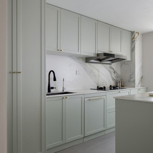 Armario de cocina de diseño francés moderno, muebles de cocina de estilo personalizado victorianos, madera maciza de roble con estilo MDF a la venta - Product Image 3