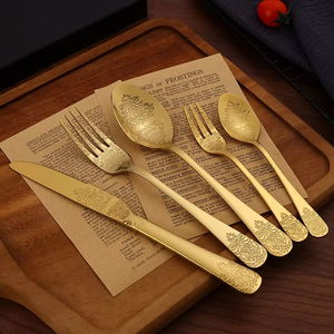 Wholesale 5-Piece Luxury Pattern <b>Flatware</b> <b>Set</b> Western Tableware <b>Set</b> Gold Cutlery for Wedding - Product Image 1